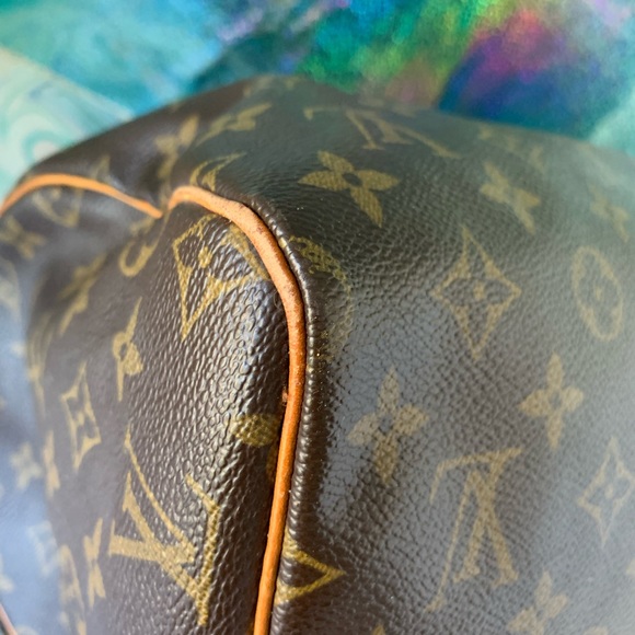 Louis Vuitton Brown Satchel with Iconic Monogram - Picture 6 of 14